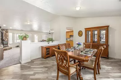 16403 El Centro Street, Hesperia, CA 92345 - Photo 7