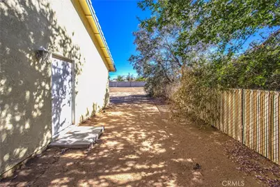 16403 El Centro Street, Hesperia, CA 92345 - Photo 33