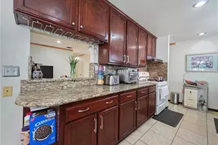 321 Johnston St, Colton, CA 92324 - Photo 3