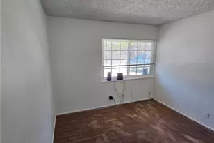 14185 Burning Tree, Victorville, CA 92395 - Photo 17
