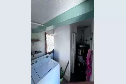 1659 W 39th Street, Los Angeles, CA 90062 - Photo 3
