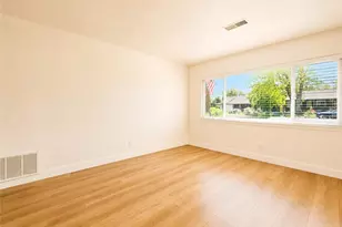 1975 5th St, La Verne, CA 91750 - Photo 9