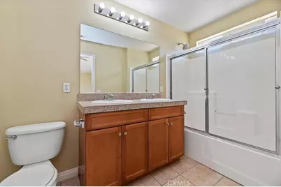 14336 Caroline, Adelanto, CA 92301 - Photo 13