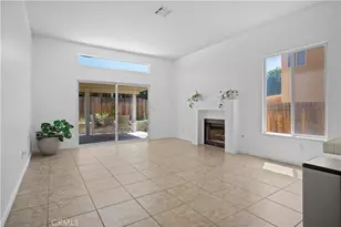 17557 Caprice Way, Victorville, CA 92395 - Photo 11