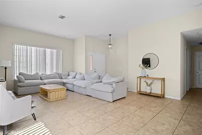 17557 Caprice Way, Victorville, CA 92395 - Photo 35