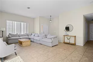 17557 Caprice Way, Victorville, CA 92395 - Photo 35