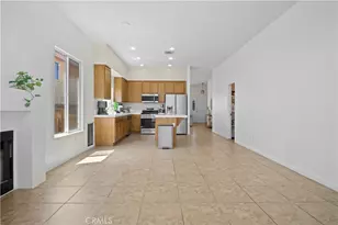 17557 Caprice Way, Victorville, CA 92395 - Photo 13