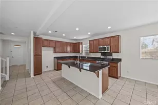 6974 Stanza Ct, Fontana, CA 92336 - Photo 5