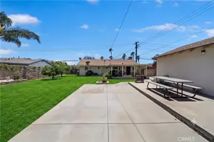 18234 Santa Ana, Bloomington, CA 92316 - Photo 27