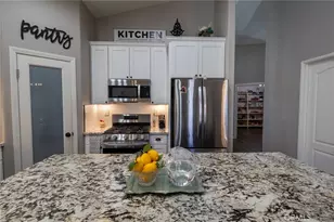 13190 Mugu Ct, Apple Valley, CA 92308 - Photo 23