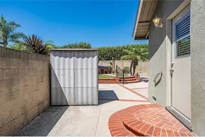 7820 E Ritchie Street, Long Beach, CA 90808 - Photo 11
