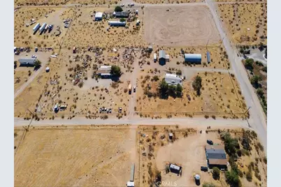 24374 Mobray Avenue, Oro Grande, CA 92368 - Photo 13