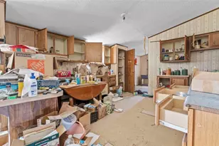 24374 Mobray Ave, Oro Grande, CA 92368 - Photo 9