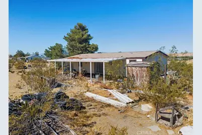 24374 Mobray Avenue, Oro Grande, CA 92368 - Photo 11