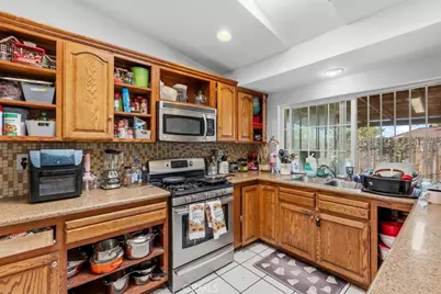 12821 Alona Street, Moreno Valley, CA 92553 - Photo 11