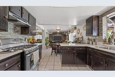 25833 Sweetleaf Street, Moreno Valley, CA 92553 - Photo 11