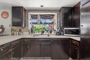 25833 Sweetleaf St, Moreno Valley, CA 92553 - Photo 9