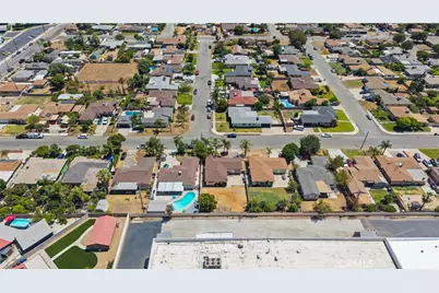 19026 Grove Place, Bloomington, CA 92316 - Photo 37