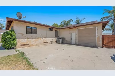 19026 Grove Place, Bloomington, CA 92316 - Photo 25