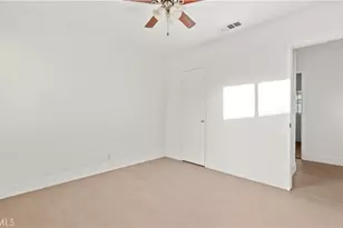 19026 Grove Pl, Bloomington, CA 92316 - Photo 21