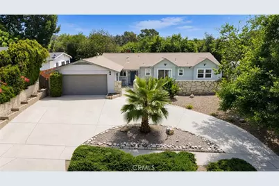 1260 N Grove Avenue, Upland, CA 91786 - Photo 3