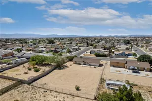 13792 Northstar Ave, Victorville, CA 92392 - Photo 27