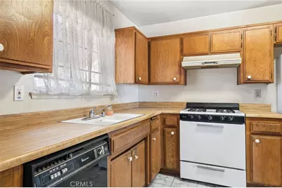 13792 Northstar Avenue, Victorville, CA 92392 - Photo 11