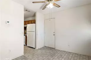 13792 Northstar Ave, Victorville, CA 92392 - Photo 9