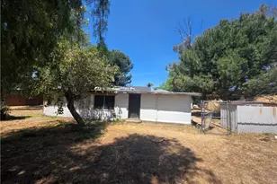2881 N Golden, San Bernardino, CA 92404 - Photo 17