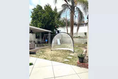 1912 N Kenneth, Burbank, CA 91504 - Photo 15
