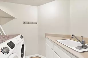 13047 San Carlos Ct, Victorville, CA 92392 - Photo 11