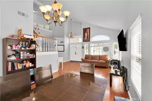 13047 San Carlos Ct, Victorville, CA 92392 - Photo 7