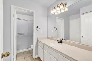 13047 San Carlos Ct, Victorville, CA 92392 - Photo 9