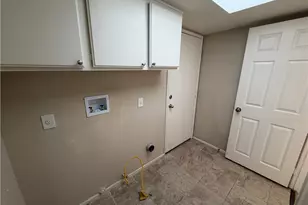 39697 Casandra Ct, Murrieta, CA 92563 - Photo 29