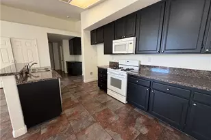 37280 Huckaby Ln, Murrieta, CA 92562 - Photo 9
