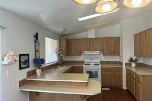 9888 Forest Ct, San Bernardino, CA 92301 - Photo 7
