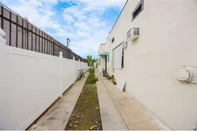 4019 S Van Ness Avenue, Los Angeles, CA 90062 - Photo 21