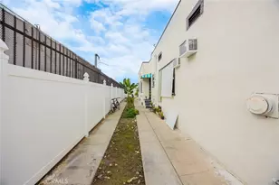 4019 S Van Ness Ave, Los Angeles, CA 90062 - Photo 21