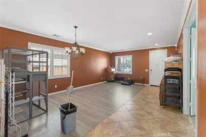 11967 Iverson, Victorville, CA 92392 - Photo 13