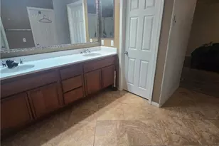 11967 Iverson, Victorville, CA 92392 - Photo 5