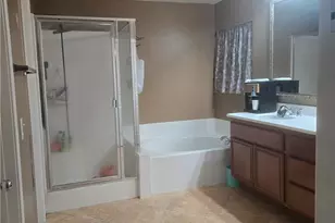 11967 Iverson, Victorville, CA 92392 - Photo 3