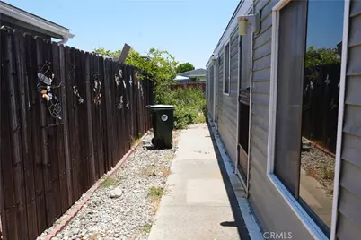 1320 San Bernardino, Upland, CA 91786 - Photo 3