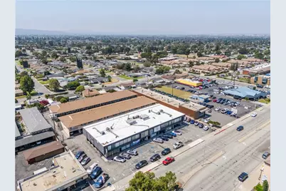 618 W Route 66, Glendora, CA 91740 - Photo 13