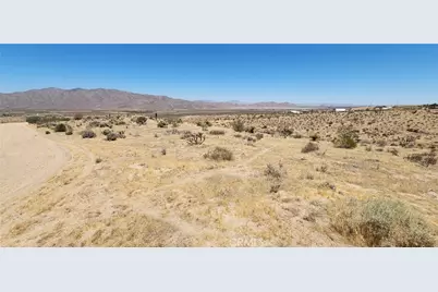 1 Rancho Street, Apple Valley, CA 92308 - Photo 5