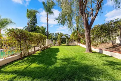 23437 Amberwick, Diamond Bar, CA 91765 - Photo 33