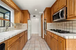 333 W Newburgh St, Glendora, CA 91740 - Photo 9
