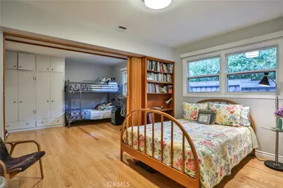 666 W 9th Street, Claremont, CA 91711 - Photo 29
