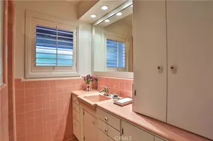 666 W 9th St, Claremont, CA 91711 - Photo 35