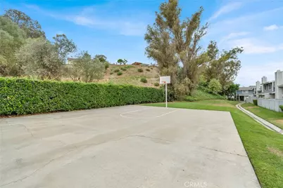 1704 Bridgeport, West Covina, CA 91791 - Photo 29