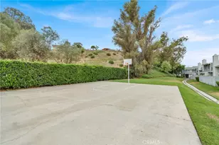 1704 Bridgeport, West Covina, CA 91791 - Photo 29